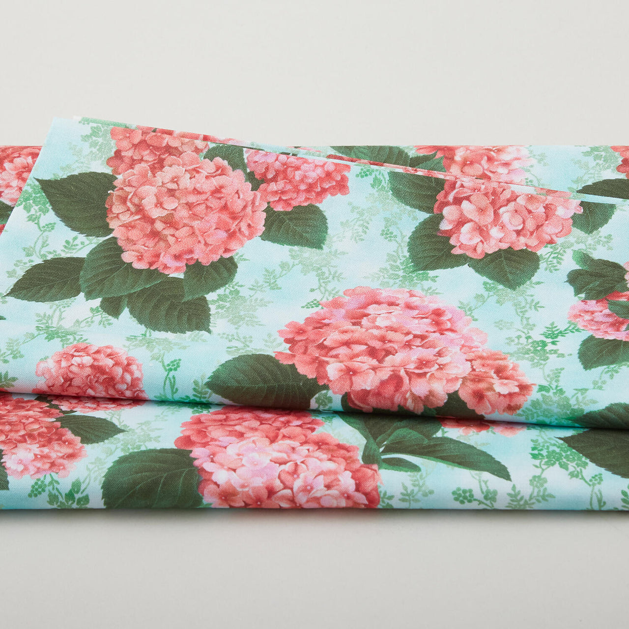 Hydrangea Gazebo Favorites - Sky Large Hydrangea 2 Yard Cut