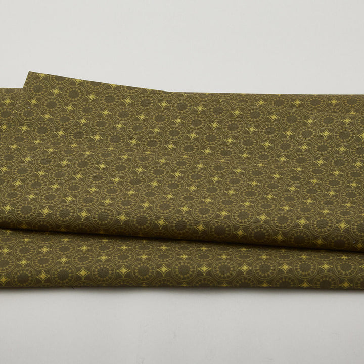Sunflower Song - Leaf Medallion 2 Yard Cut