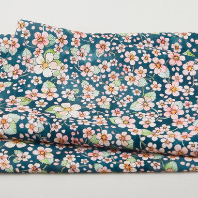 Strawberry Season Favorites - Flowers Slate 2 Yard Cut