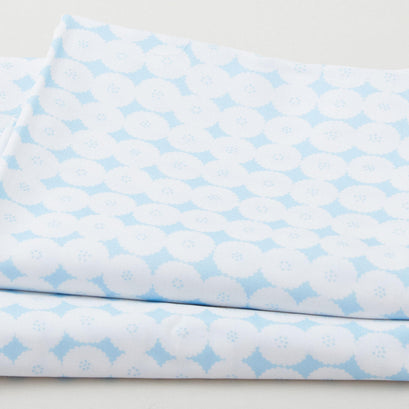Jardin Blue Favorites - Cloud Circles 2 Yard Cut
