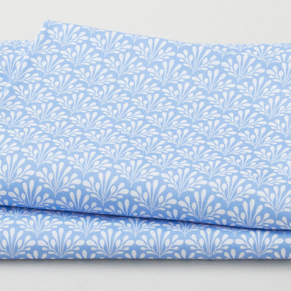 Jardin Blue Favorites - Sky Fans 2 Yard Cut