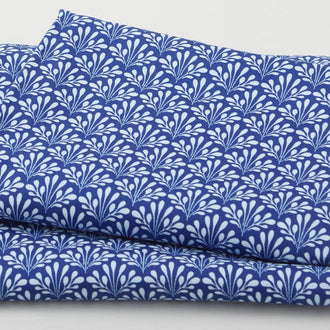 Jardin Blue Favorites - Cobalt Fans 2 Yard Cut