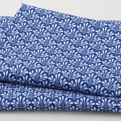Jardin Blue Favorites - Cobalt Fans 2 Yard Cut