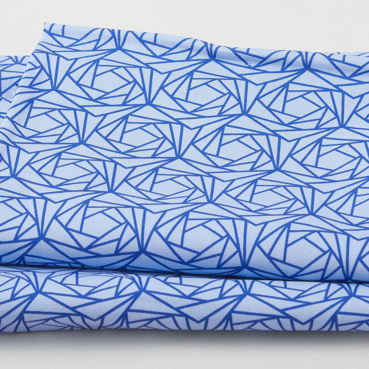 Jardin Blue Favorites - Blue Roses 2 Yard Cut