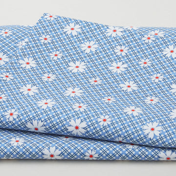 Picnics and Parades Favorites - Americana Flowers 2 Yard Cut