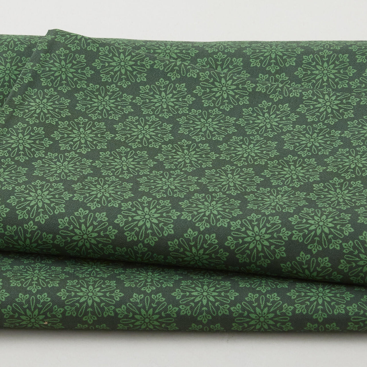 Ruby Fern Favorites - Evergreen Snowflakes 2 Yard Cut