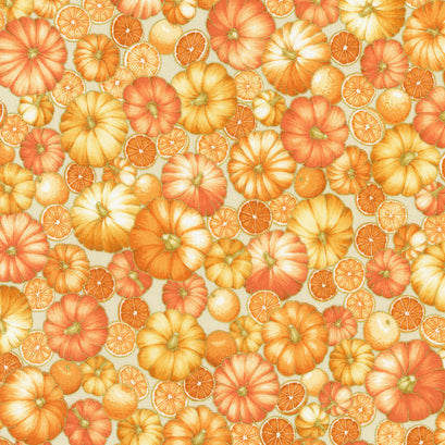 Sweet Pumpkin Spice - Pumpkins Orange Spice Metallic Yardage