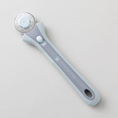Missouri Star 28mm Rotary Cutter - Klara