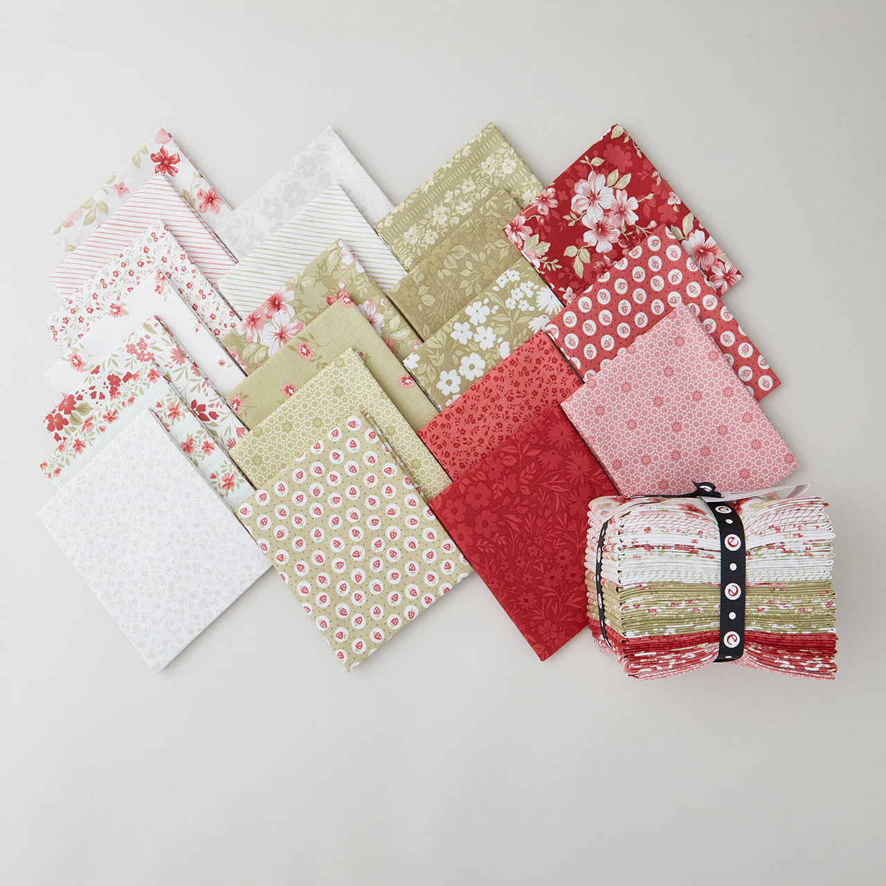 Elizabeth Fat Quarter Bundle
