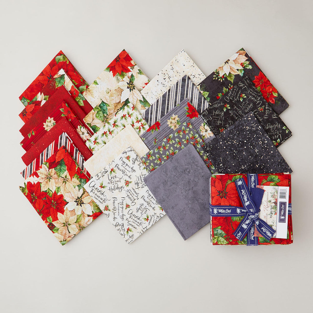 Poinsettia Radiance Fat Quarter Bundle
