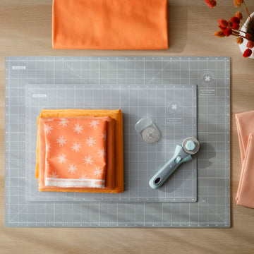 Missouri Star Self Healing Cutting Mat - 18" x 24" - Briana