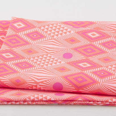 Pint Sized Prints - Lucy Dragonfruit 2 Yard Cut