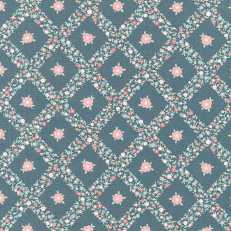 Rosemary Cottage - Trellis Lake Yardage