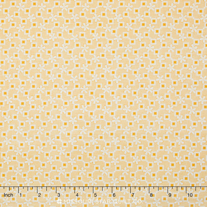 Penny and Friends - Screamin' Yellow Yardage