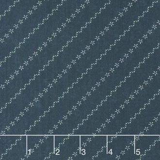Daisy Lane - All In A Row Bluebell Yardage