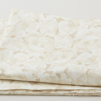 Poppies - Tonal Poppies Soft White 2 Yard Cut