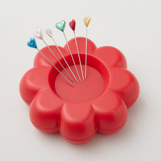 Lori Holt Flower Power Magnetic Pin Holder - Riley Red