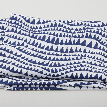 Kaffe Fassett - Stash Sharks Teeth Blue 2 Yard Cut