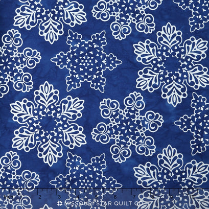 Artisan Batiks - Snowflakes Spaced Snowflakes Winter Metallic Yardage