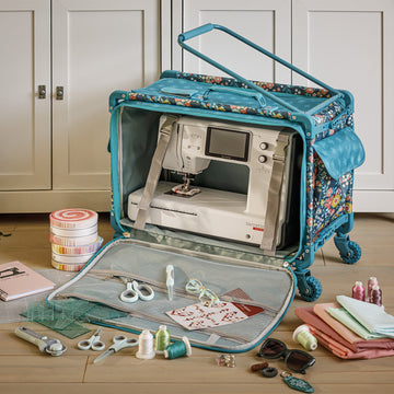 Missouri Star & Tutto Quilt Town Rolling Tote XL