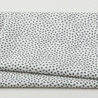 Natural Lulu - Small Leaf Like Dots Off White 2 Yard Cut