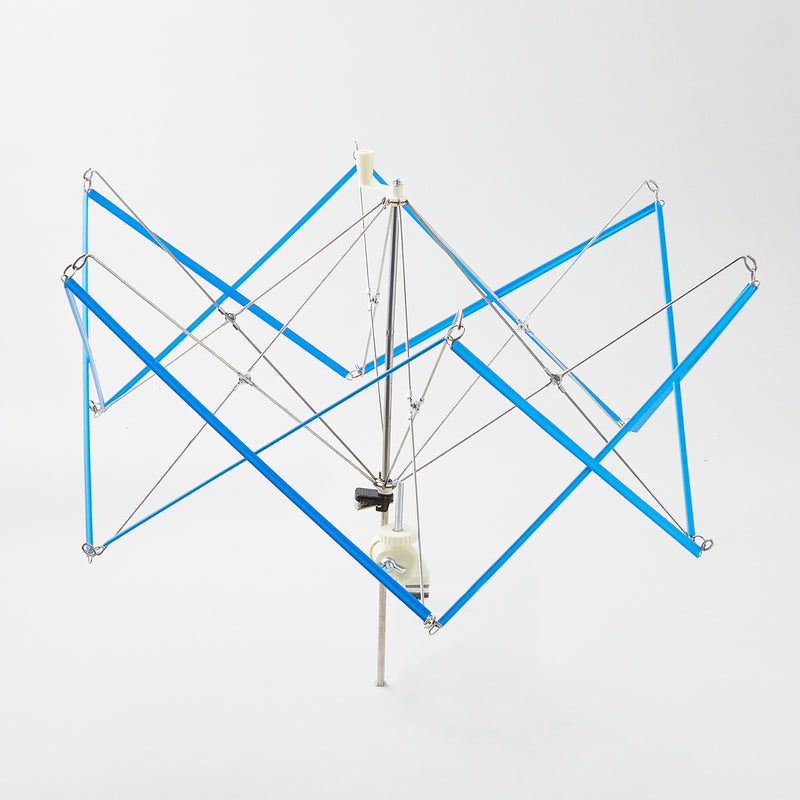 Lacis Umbrella Yarn Swift | Metal and Plastic Primary Image