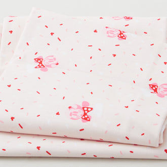 Disney Consumer Products - Minnie Sprinkles 2 Yard Cut