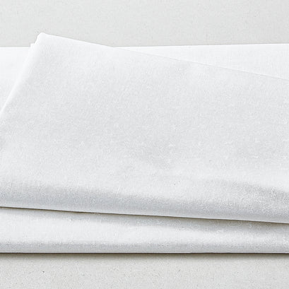 Quilter's Flour V - Delicate Curls Pigment White on White 3 Yard Cut