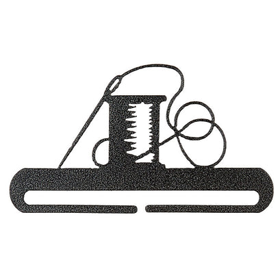 Needle & Thread Split Bottom Quilt Hanger - 6"