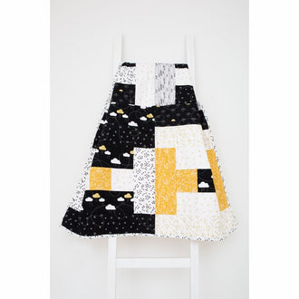 Simple Simon & Company Courthouse Steps Baby Quilt Kit