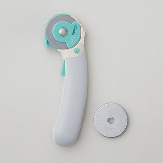 Christa Watson Rotary Cutter Soft Touch