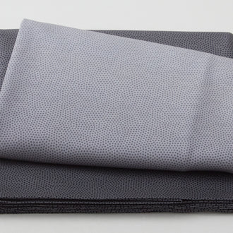 Stipple Strata - Obsidian 3 Yard Cut