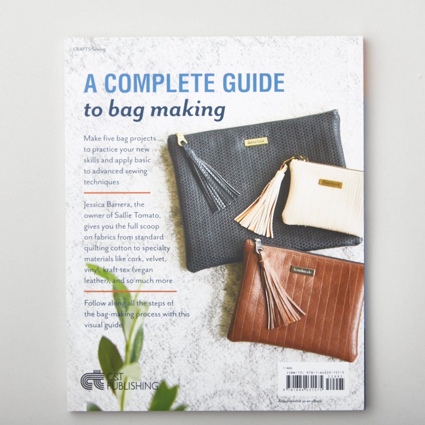 A Field Guide to Making Bags Book Alternative View #4