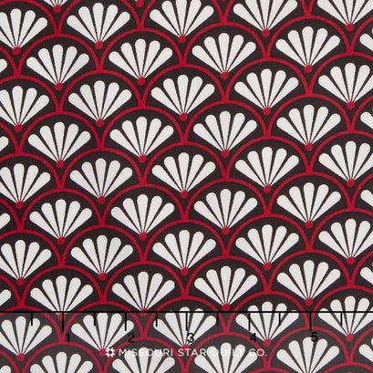 Moon Flower - Fan Geo Scallop Black/Cream Yardage