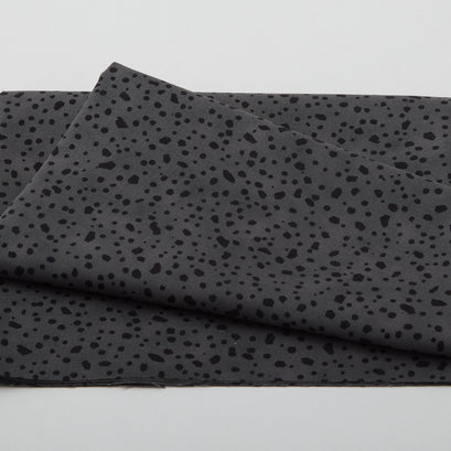 Quilter's Coordinates - Uneven Dots Grey One Yard Cut