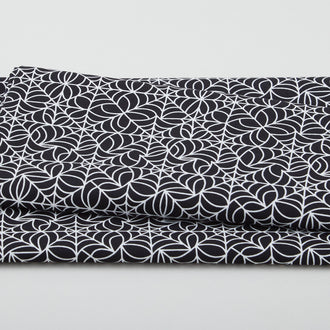 Spooky Friends -Spiderweb Glow Black One Yard Cut