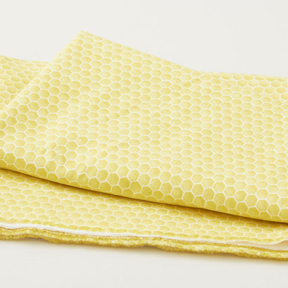 Fresh Picked Lemons - Honeycomb Yellow 2 Yard Cut