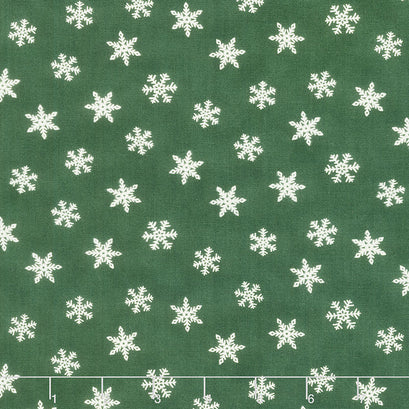 Holly Berry Tree Farm - Tossed Snowflakes Holly Green Yardage