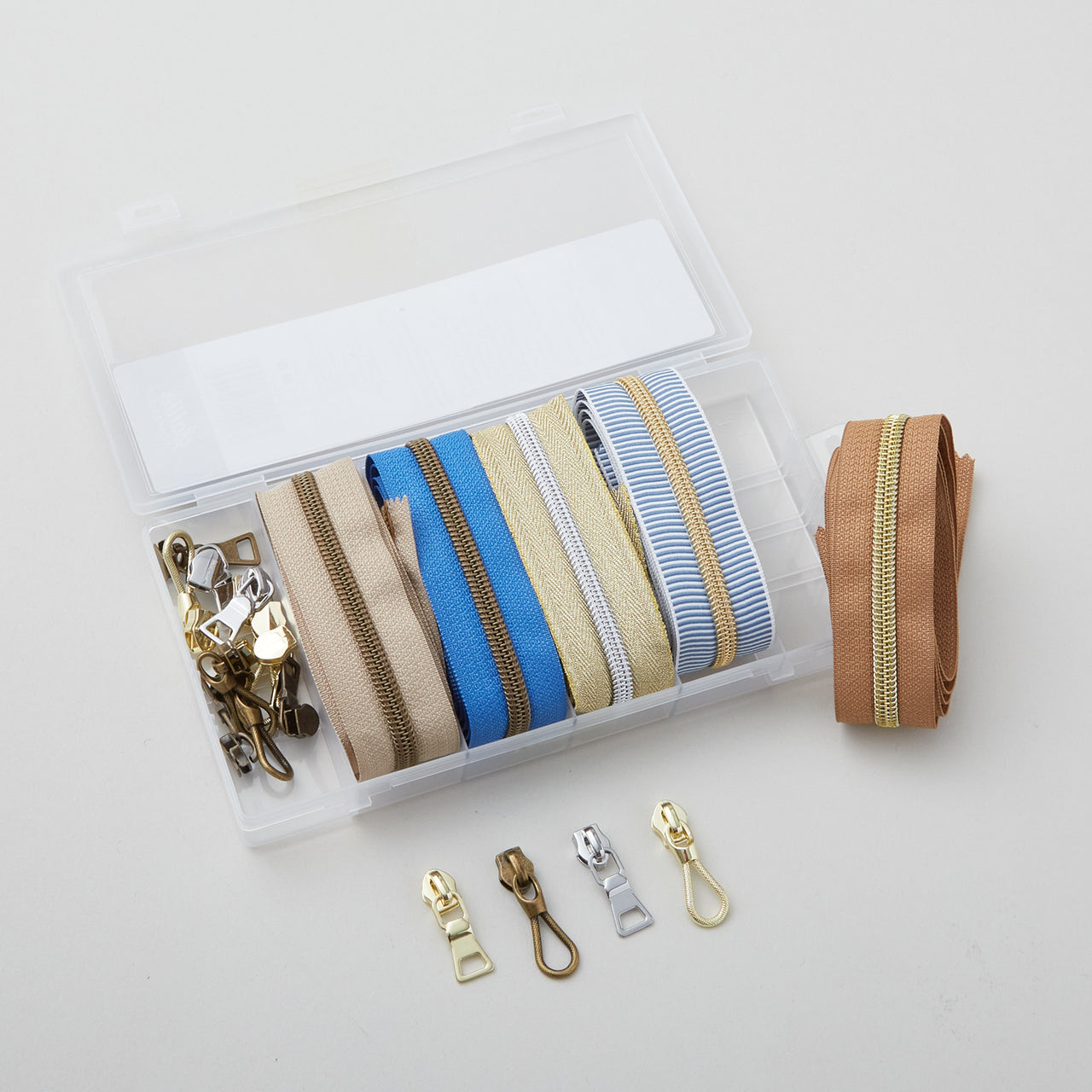 Sallie Tomato Coastal Zipper Bundle Primary Image