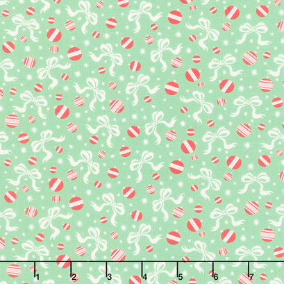 Holly Jolly - Bobbles & Bows Holly Yardage