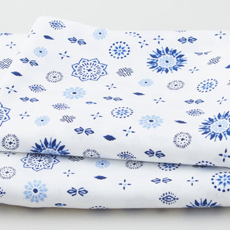 Indigo Splash - Medallion Ditsy White 3 Yard Cut