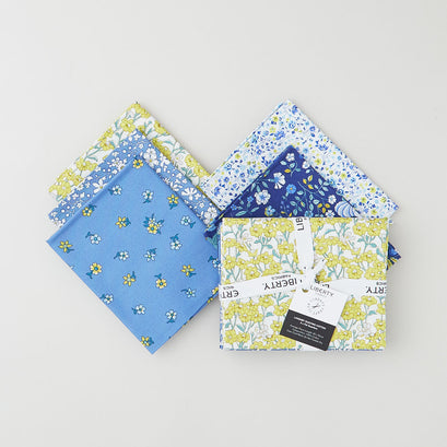 Coastal Walk A - Favorites 5 Piece Fat Quarter Bundle