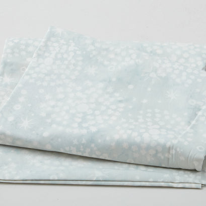 Wondrous Batiks - Dandelion Mint 2 Yard Cut