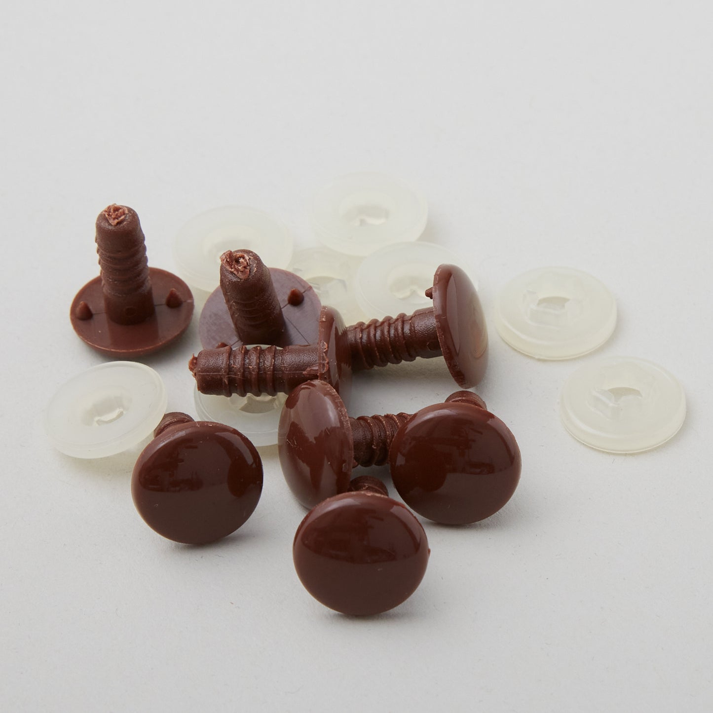 Plastic Button Safety Eyes - 15mm Brown - 4 Pairs Alternative View #1