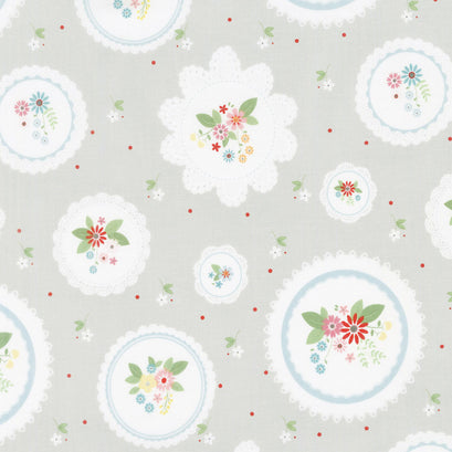 Vintage Keepsakes - Vintage Main Gray Yardage