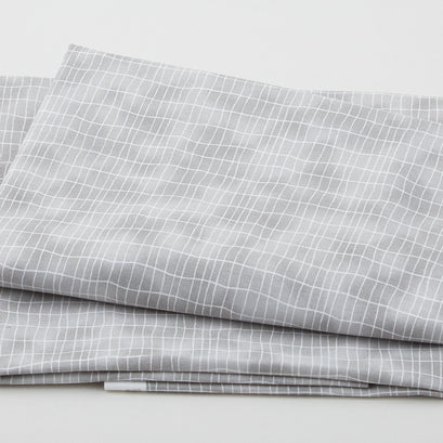 Quilter's Combination - Wavy Grid Gray 2 Yard Cut