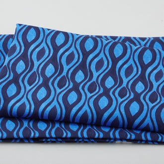 Flowerfields - Pool Blue 2 Yard Cut