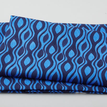 Flowerfields - Pool Blue 2 Yard Cut