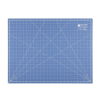 Lori Holt Cute Cuts Cutting Mat - 18" x 24"