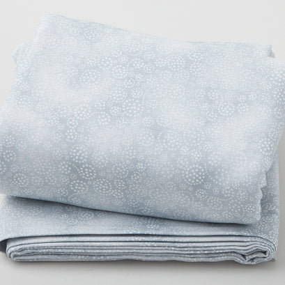 Wilmington Essentials - Sparkles Light Gray 108" Wide 3 Yard Cut